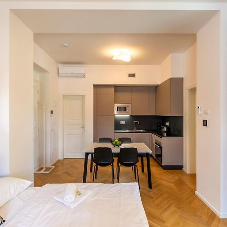 Petrin Tower Residence 프라하 외부 사진