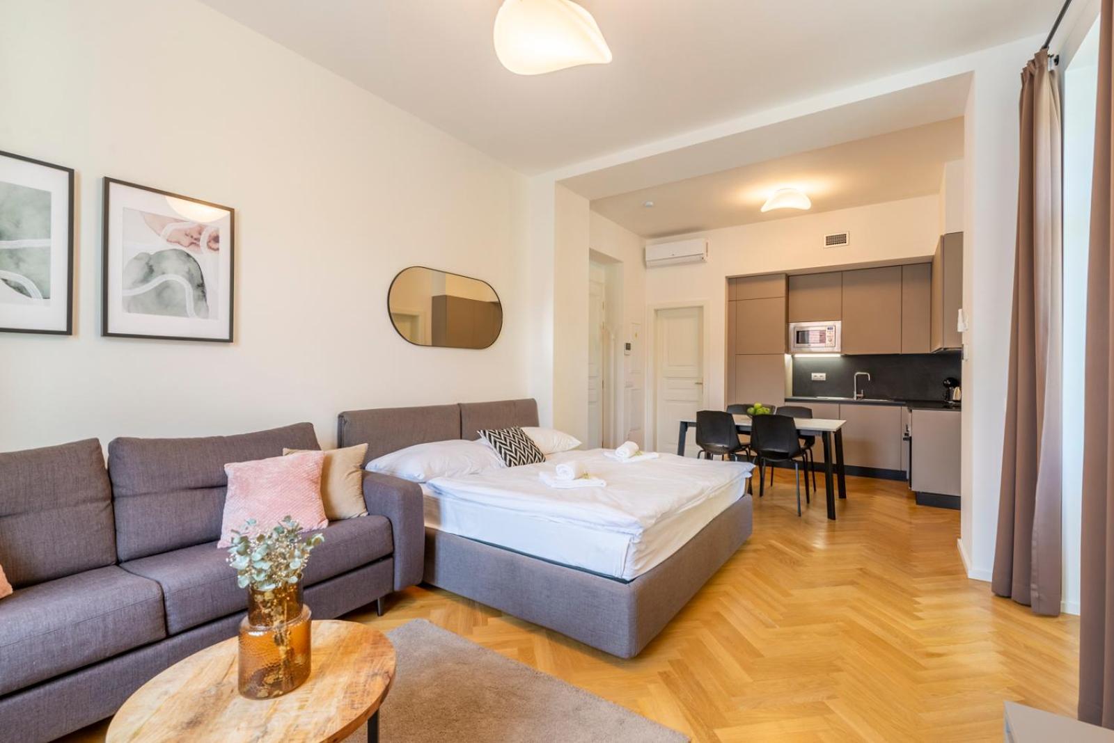 Petrin Tower Residence 프라하 외부 사진